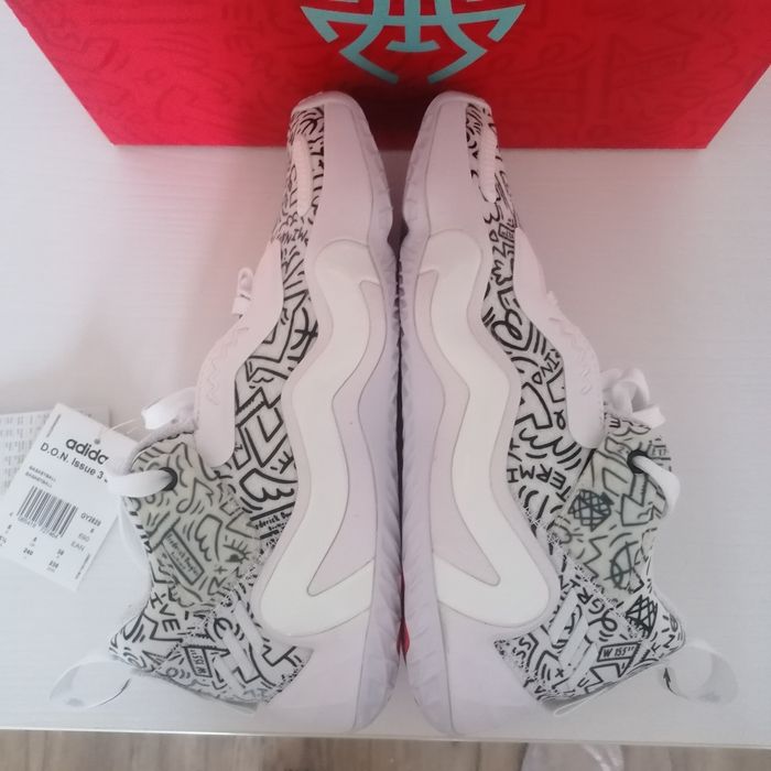 38 номер Адидас маратонки нови