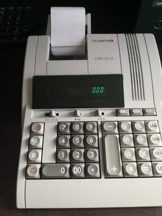 Calculator de birou Olympia cpd3212
