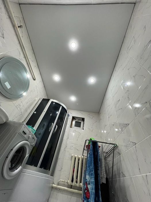 Натежной потолок