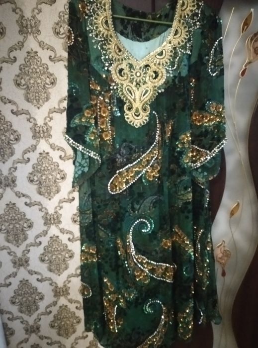 Платье со штанишками 52р