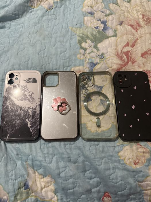 Продам сехолы айфон 11