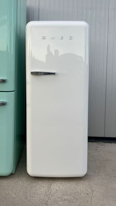 Хладилници SMEG .