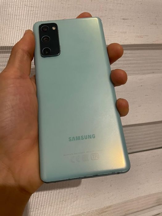 Samsung s 20fe идеал