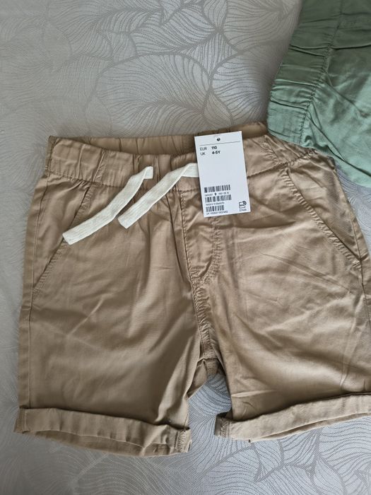 Чисто нови летни панталони за момче на HM