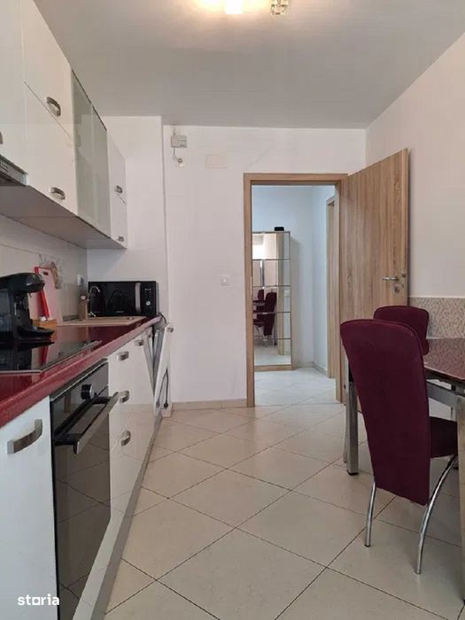 Garsonieră cu balcon, parter în Tractorul