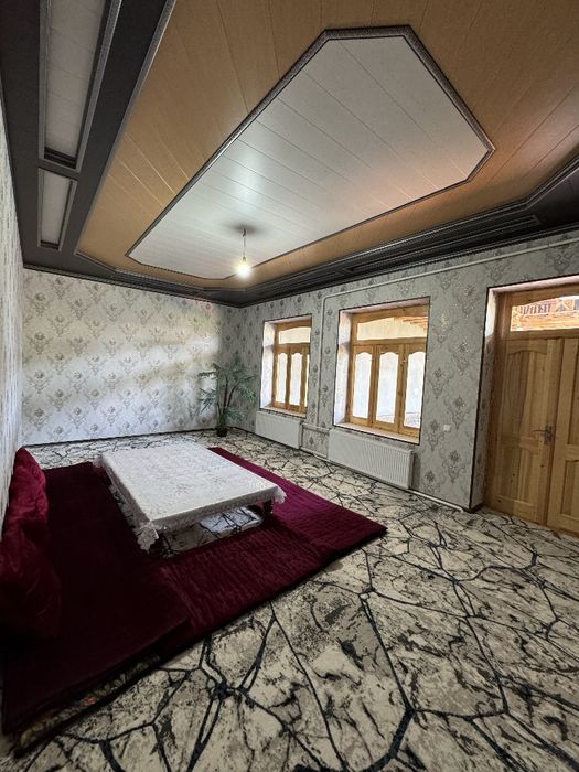 6sotixli uy sotiladi