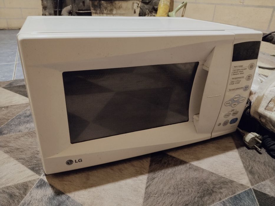 Микроволновка LG