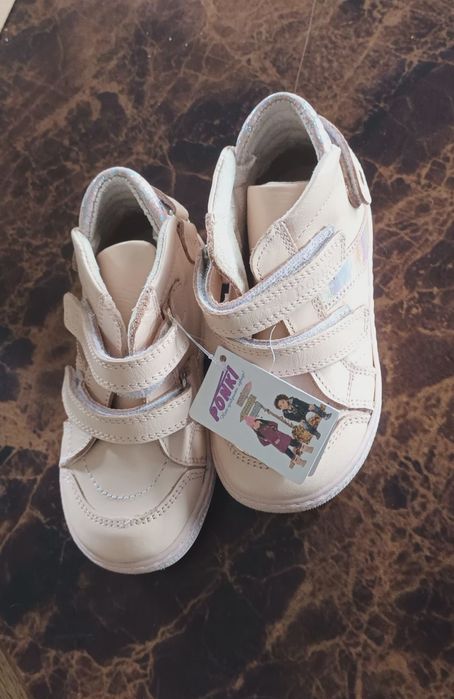 Обувки детски боти