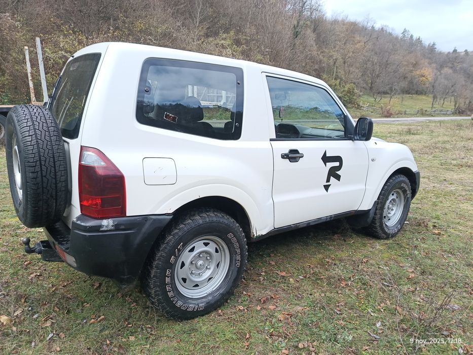 Vând Mitsubishi pajero