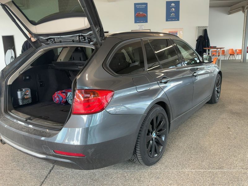 BMW 3er 318d xDrive 2013