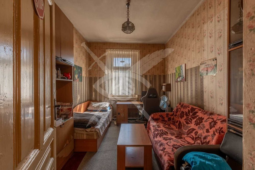 Продава се Етаж от къща в София, Център - 140 кв.м за 1286 €/кв.м - Снимка #4