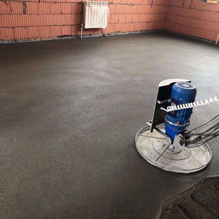 Стяжка полов, полусухая стяжка, наливной пол, вертолёт, виброрейка