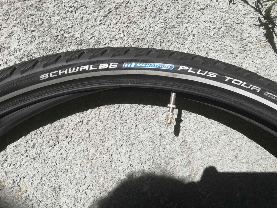 двa бр. гуми !  SCHWALBE Marathon PlusTour!