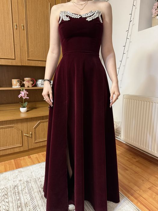 Rochie din catifea + manusi