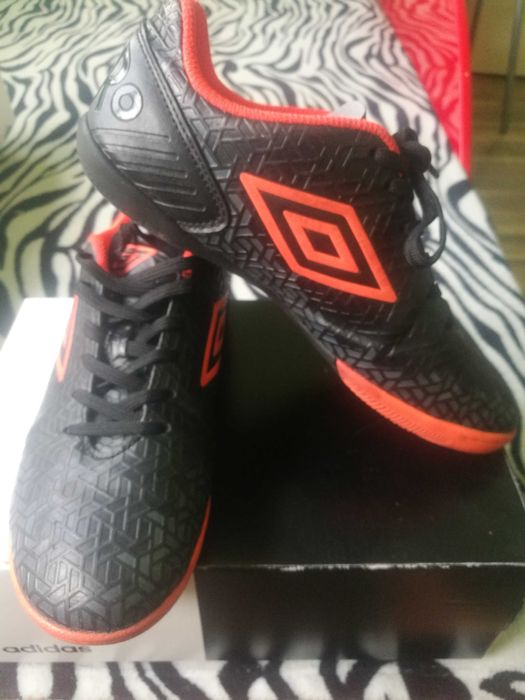 Футболни обувки Umbro