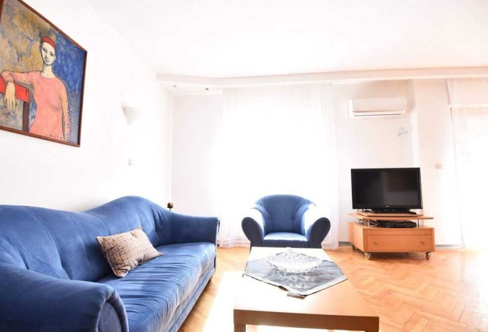 Дава се под наем Тристаен апартамент в Пловдив, Гагарин - 82 кв.м за 382.5 € - Снимка #1