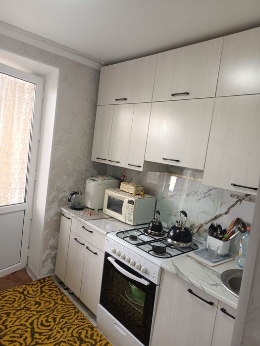 Продам трёх комнатную квартиру.