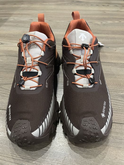 Кроссовки Descente