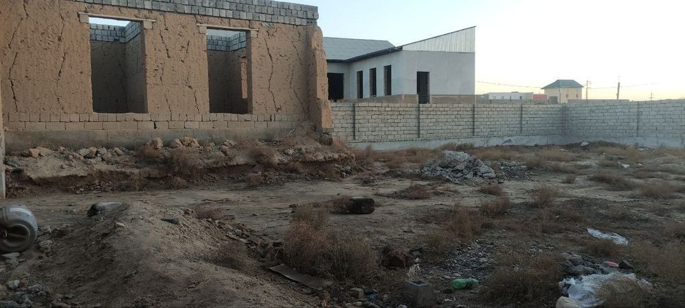 Участка uy hovli sotiladi yoki obmen