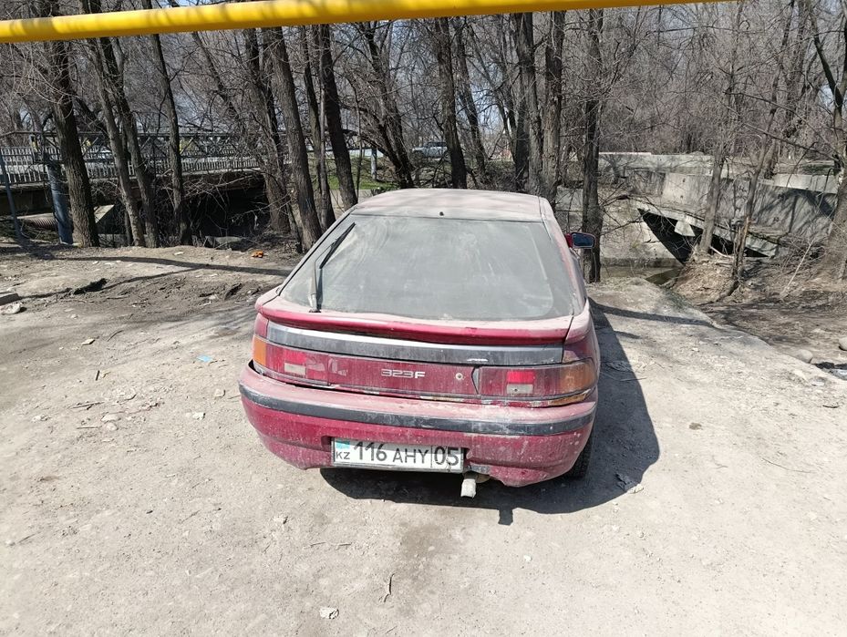 Mazda 323 об 1.6