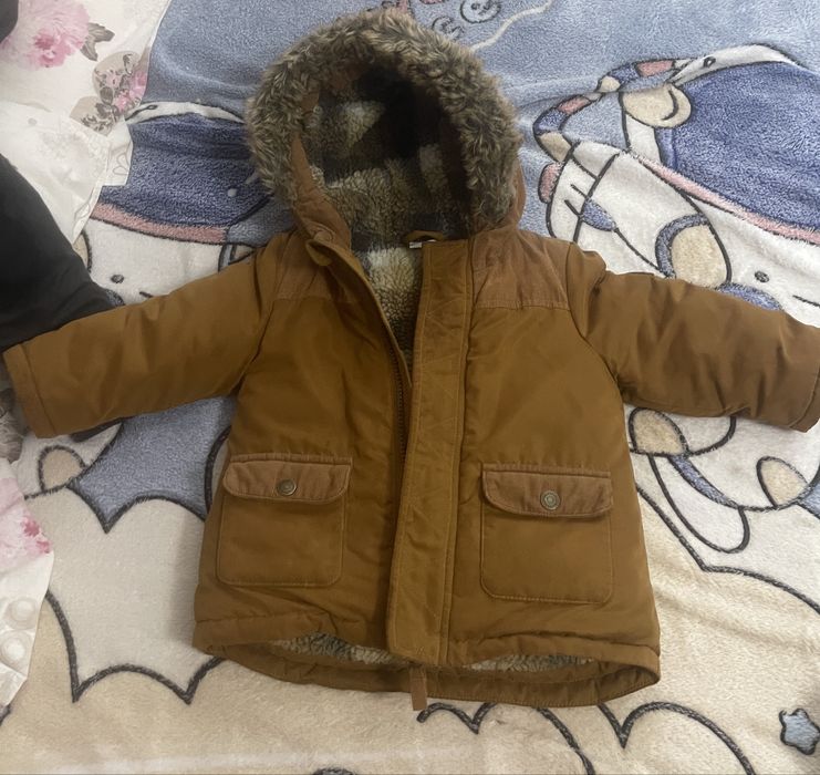 Зимно децко яке с топла подплата отвътре 86р
