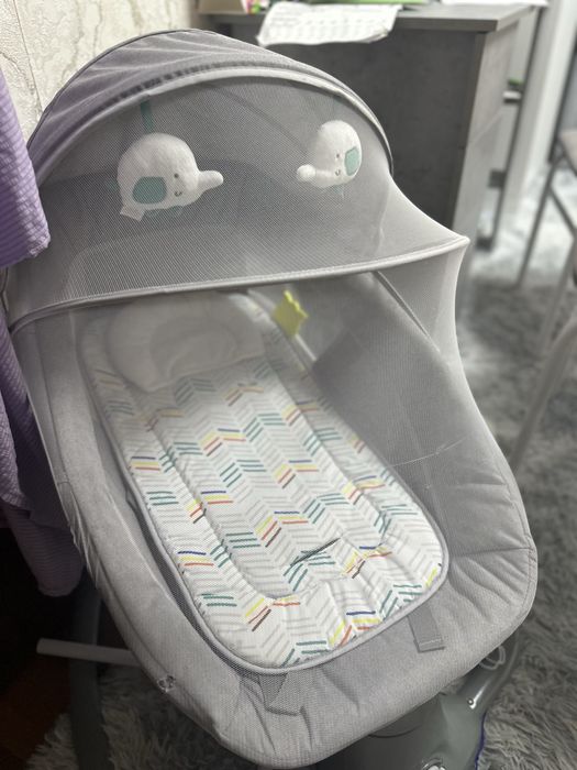 Продам  качелю шезлонг срочно