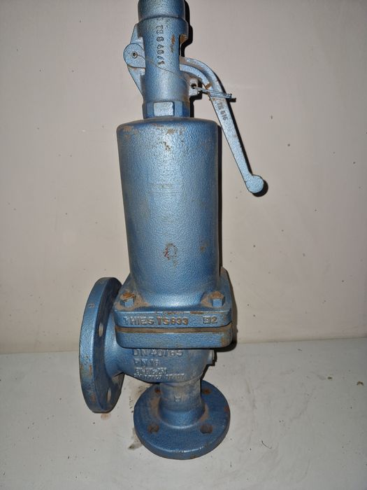 Клапан предохранительный DN40/65