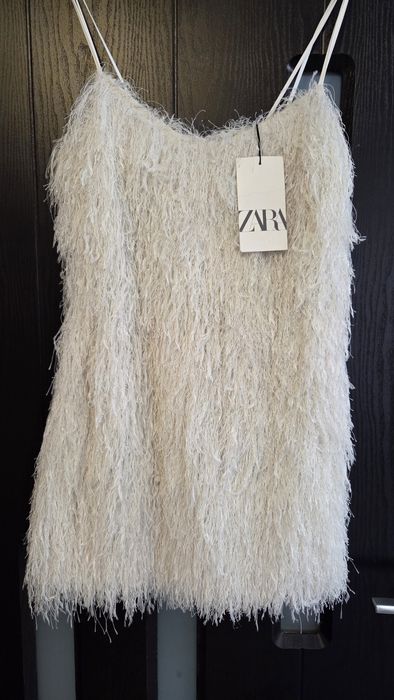 Дамски официални рокли