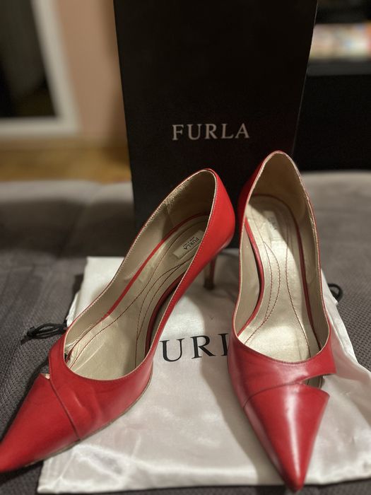 FURLA обувки 39.5