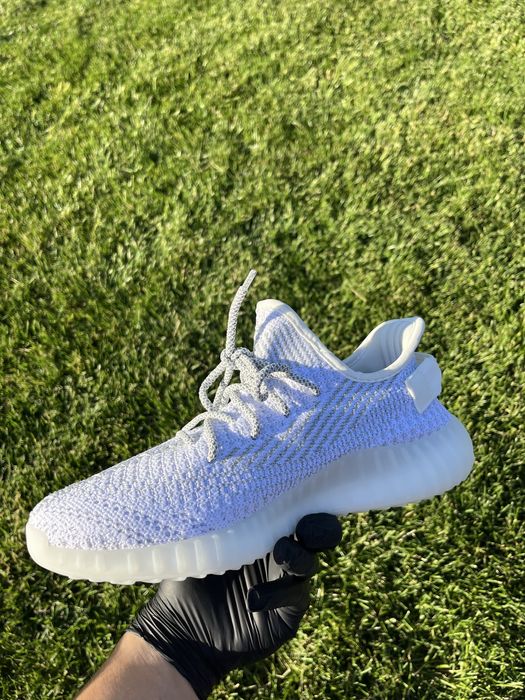 Yeezy 350 - Adidas