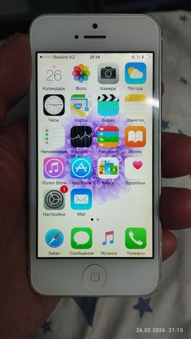 Айфон 5 в хорошем состоянии