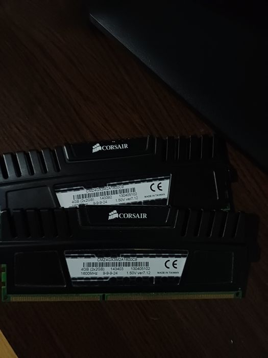 memorii ram corsair