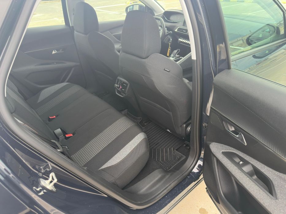 Peugeot 3008 1,5 blue hdi