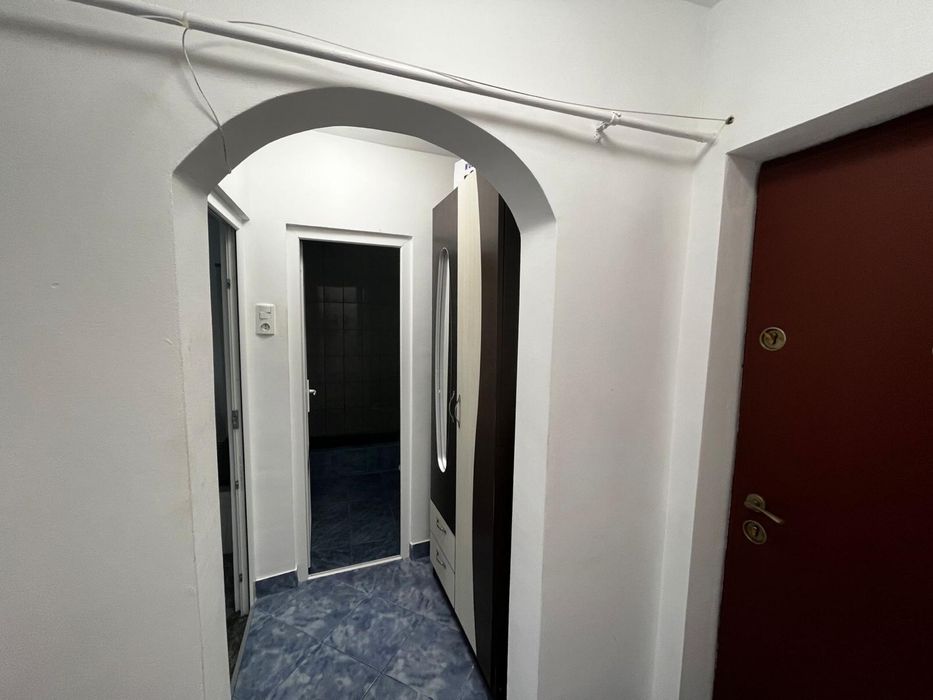 Garsoniera cf 1 , de inchiriat ..