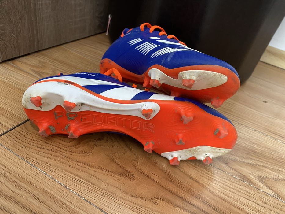 Ghete de fotbal adidas predator marimea 42