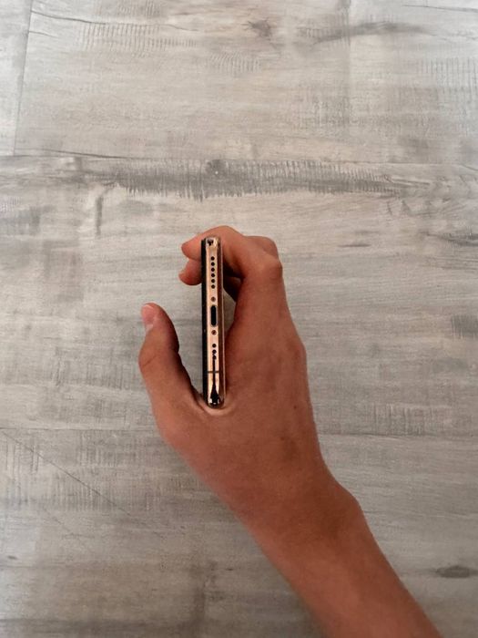 Iphone xs gold obmen