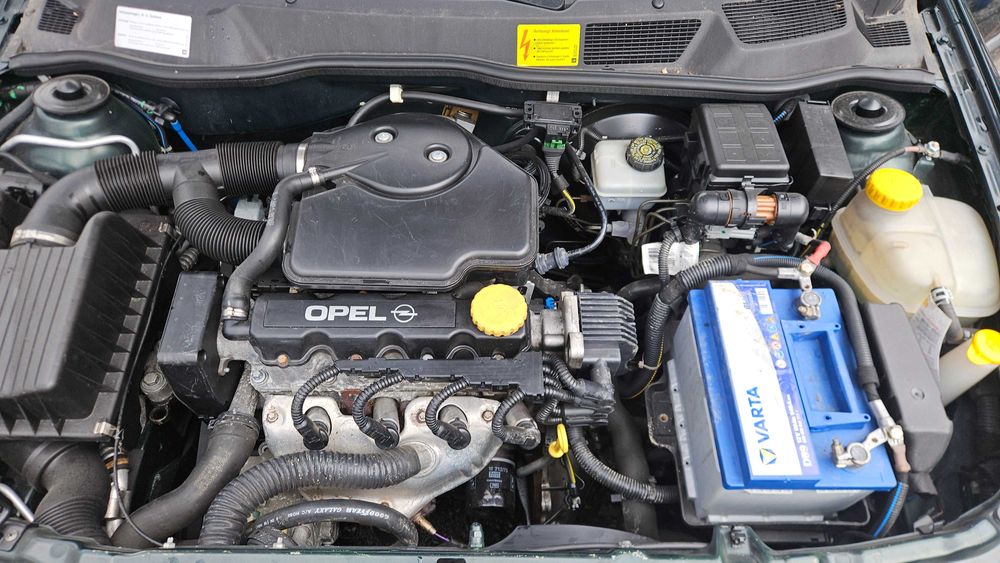 Opel Astra 1.6 benzină