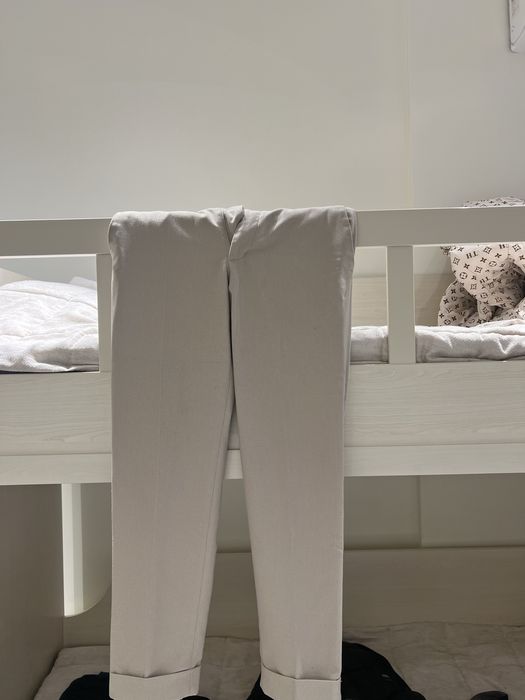 Молочные штаны зара