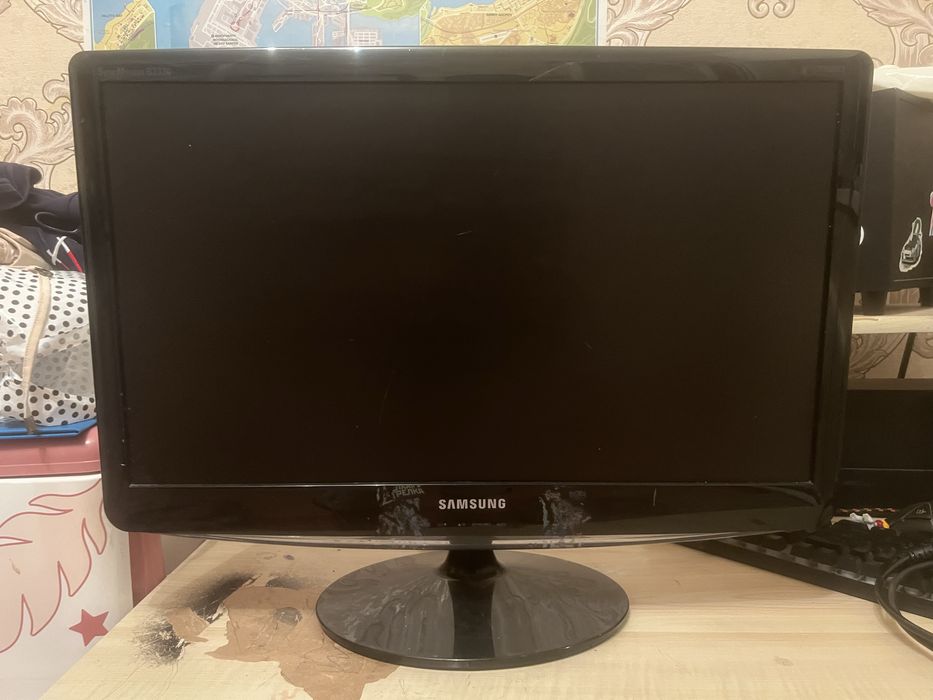 Монитор самсунг б2330