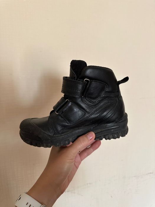 Ботинки на мальчика 5-6 лет