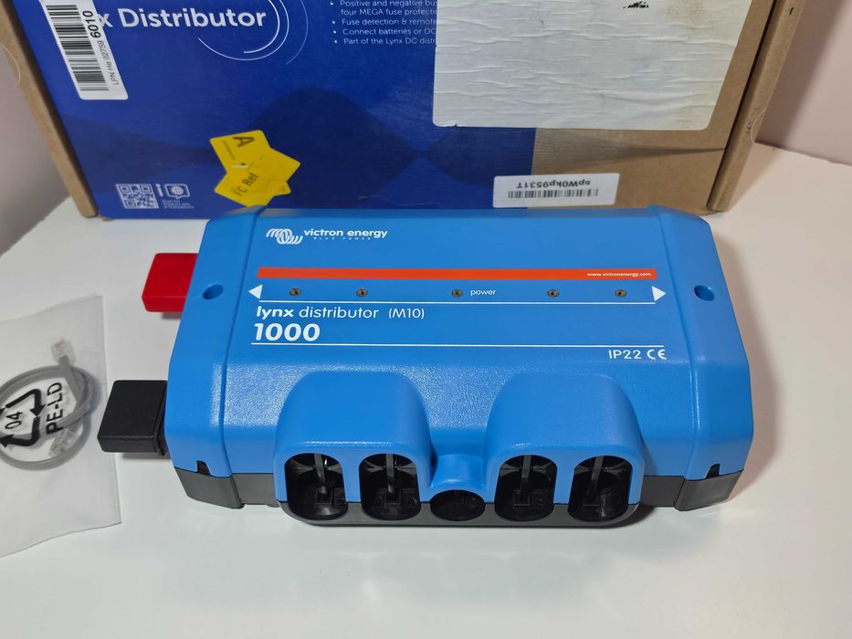 Distributor energie Victron Lynx 1000 M10 DC Busbar