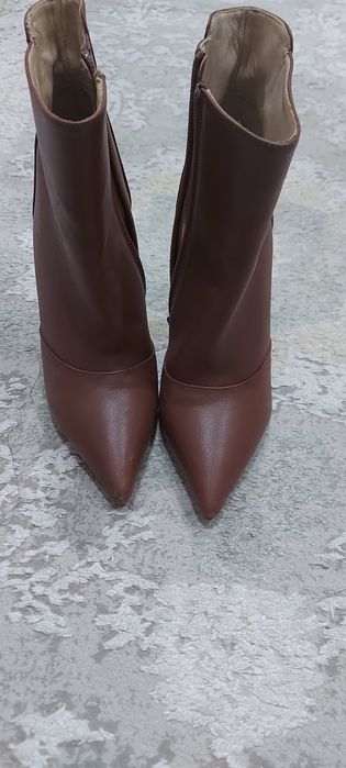 Продам ботильоны
