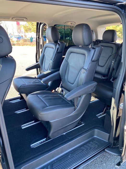 Inchirieri Auto / Mercedes V-Klasse 2023 / Luxury Microbuz / 7+1 loc