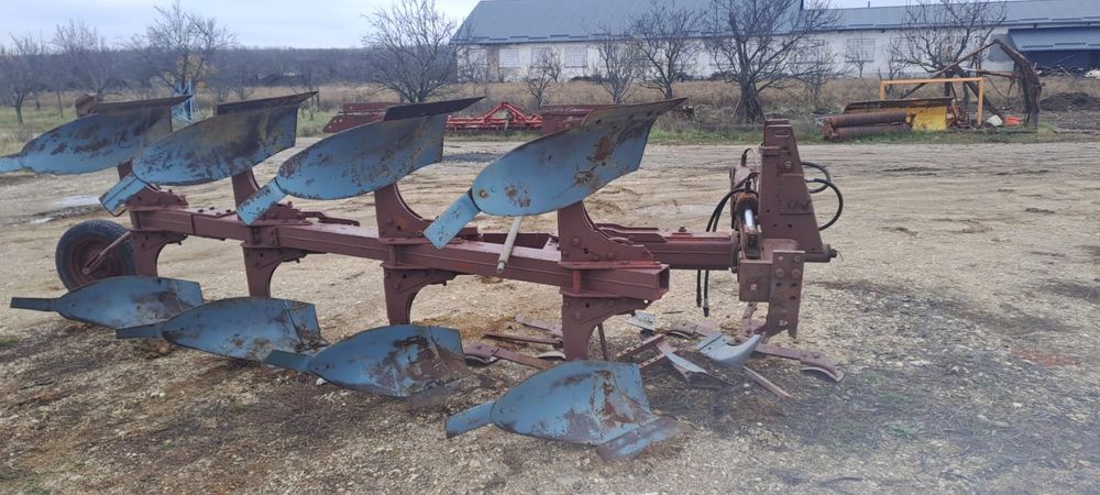 Plug Case ih 4 trupite piesa