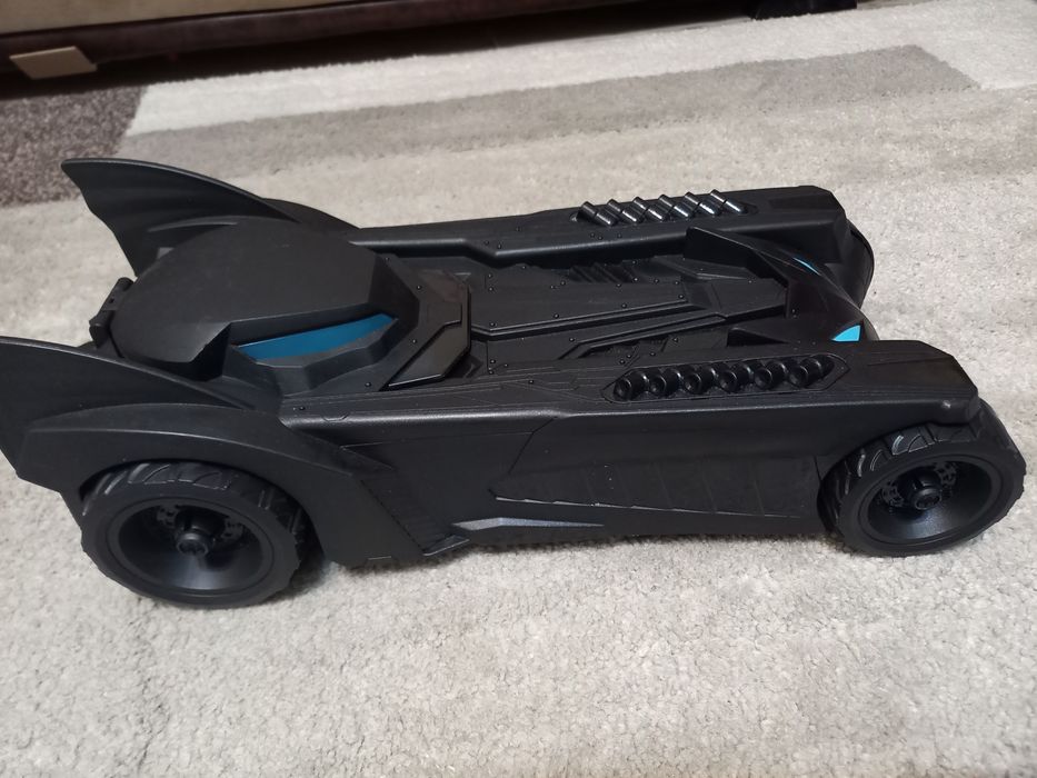 Батмобил Spin Master с фигурка на Батман. Радио управляема кола .