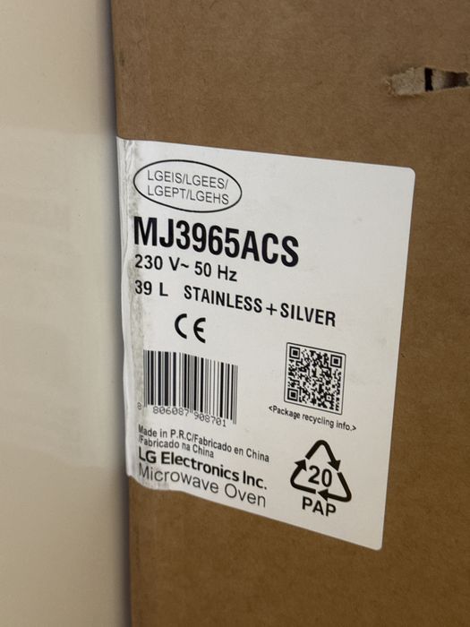 Microunde LG Microwave Oven MJ3965ACS 39L Silver / Sigilat