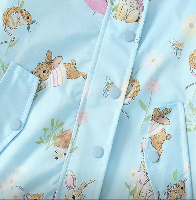 Продам ветровку на девочку