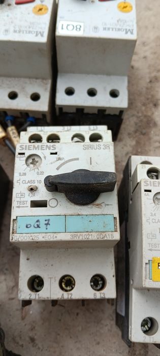 Contactori electrici diferite modele