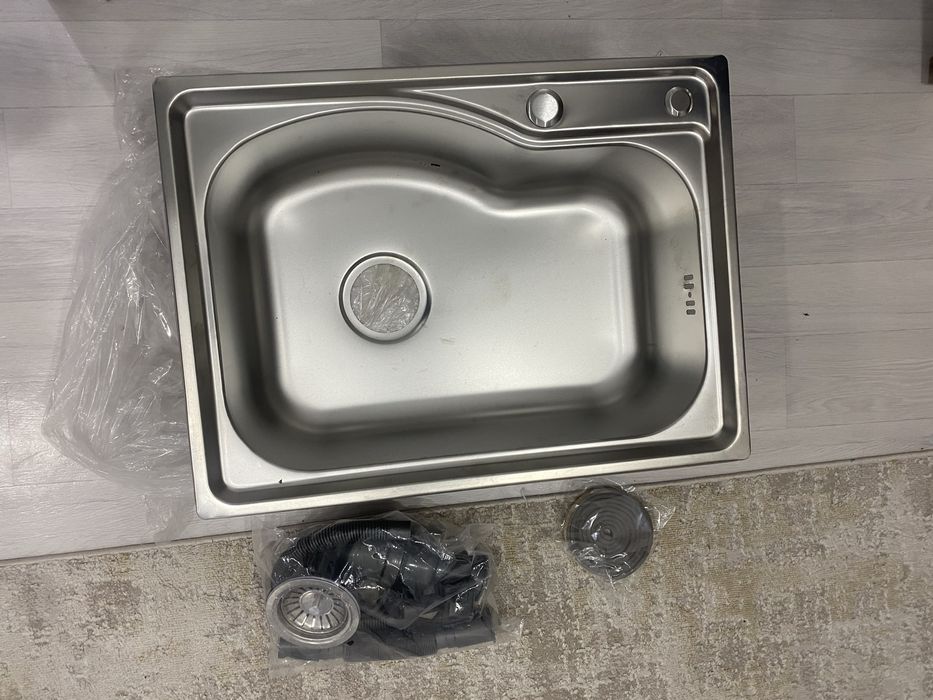 Продам мойку для кухни