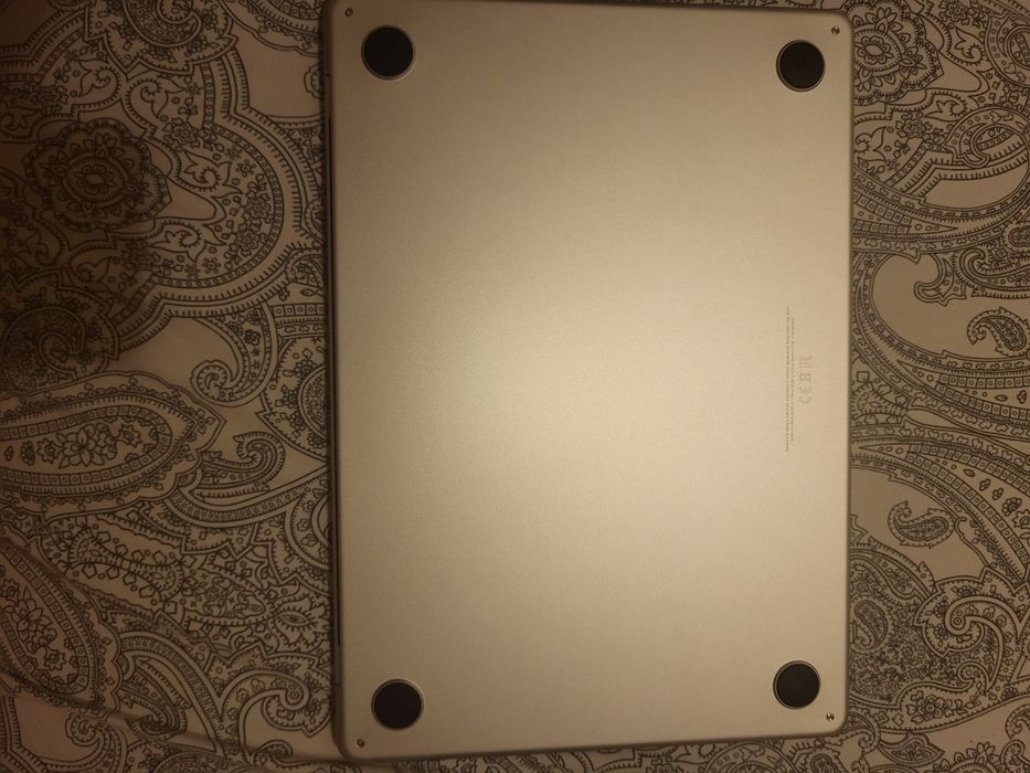 MacBook Air 16GB